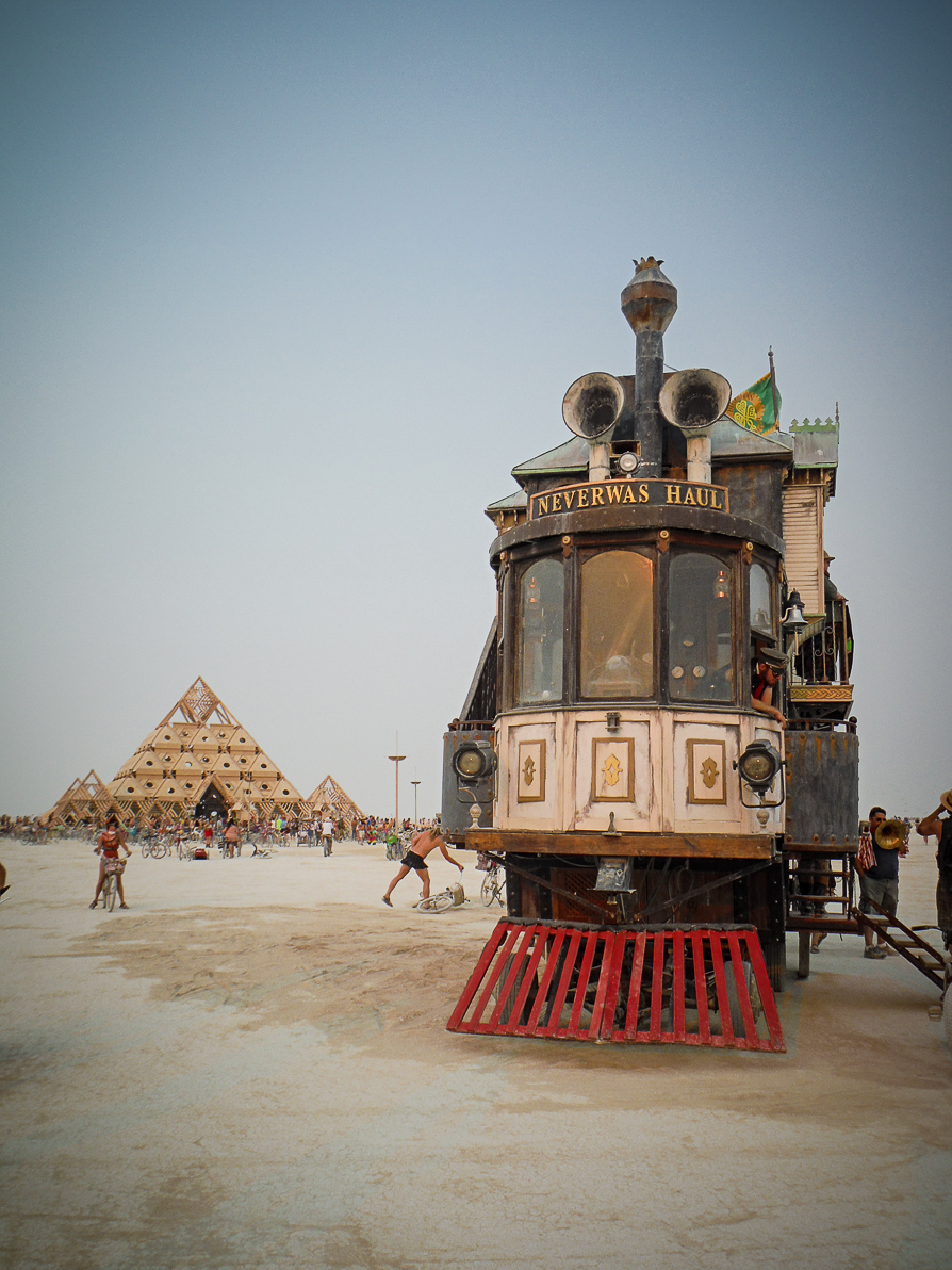 Black Rock City, Burning Man 2013, Cargo Cult, Mutant Vehicles, Neverwas Haul